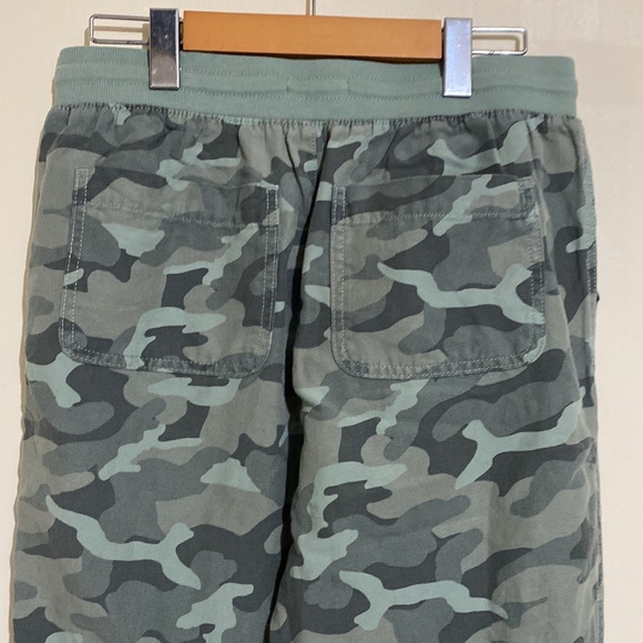 Maurices Women’s Weekender Camo Pant Size 4 - Picture 7 of 10